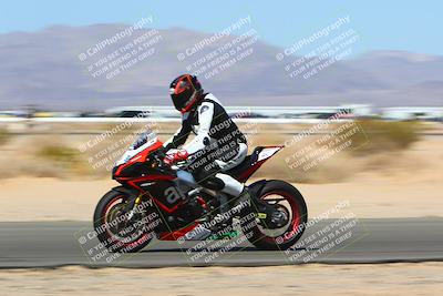 media/Apr-15-2022-Apex Assassins (Fri) [[9fb2e50610]]/Trackday Level 1/Session 2/Speed Shots/